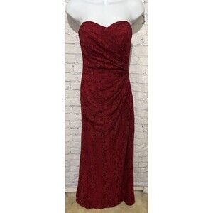 David’s bridal Long fitted red lace gown dress size 4